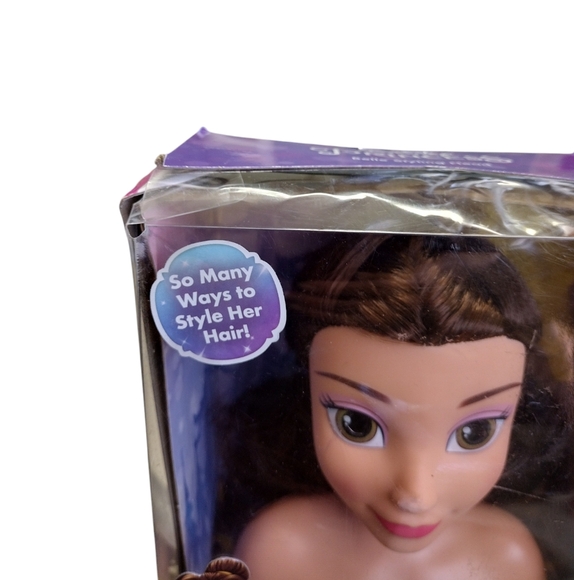 Disney Princess Belle Styling Head Doll - Beauty & the Beast - Picture 4 of 7